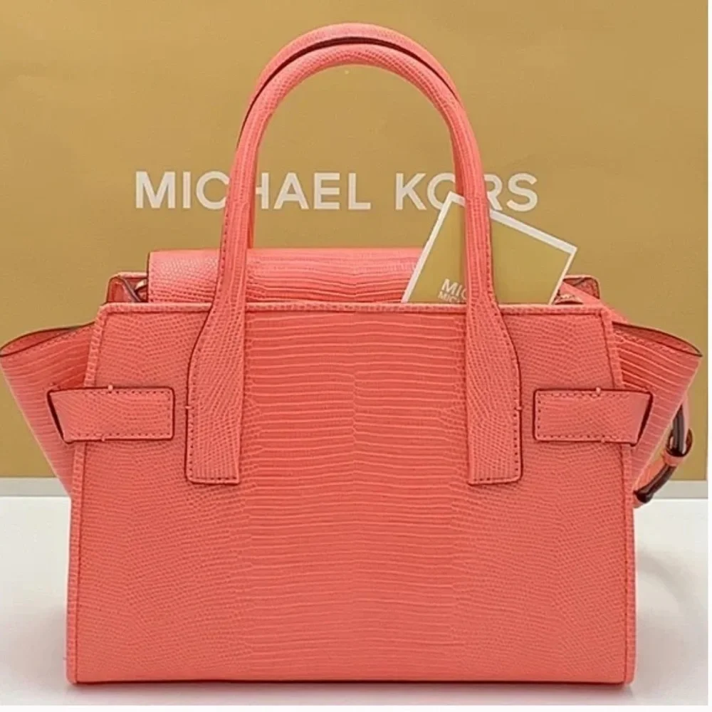 ⚠️HOLIDAY SALE ⚠️ MICHAEL KORS CARMEN MEDIUM FLAP SATCHEL GRAPEFRUIT
NWT - Picture 4 of 14